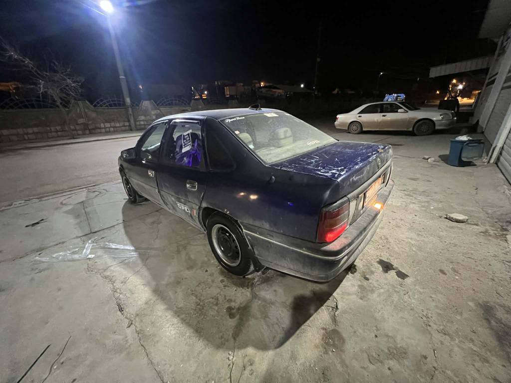 ابول ڤكترا  موديل 1992
مةكينة 20
گير اوتو ماتيك 
بي دةعمو ليدراو 
ئارم بلاستيك سليماني. ئةوةليات بةشةرت 
ئارمةكةي ون بوةو استنساغي لةگةلة 
ئةوةليات. گيرو مةكينة تةقةو رةقة.  
دةعمو ليدراو. هةموي بةشةرت. 
سعر 25 كةميك مةعامةلة. 
گورينةوةو فرؤشتن السليمانية, العراق


**إذا كنت صاحب هذا الإعلان وتريد حذفه لأي سبب، رجاءا أرسل رسالة إلى الدعم الفني**