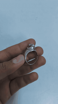 للبيع خاتم فضه 925 صياغه يدوي عراقي متوج بحجر عطف بري الخاتم قديم الشر...