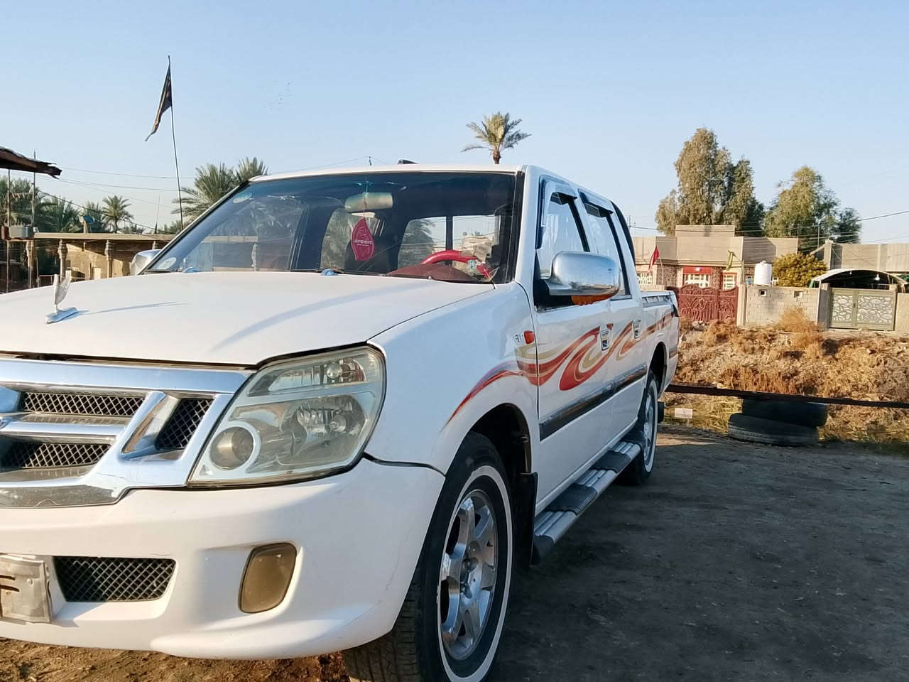 اللهم صلي على محمد
السلام عليكم 

للبيع  بيكم  فوتون موديل 2013 سياره كفاله من الظربه 

جاهزه من كل النواحي كير مكينه حداديه تبريد 

كهربائيات كله كله جاهزه ما ما نقصه  تخم تأير جديد 

اكسن جديد منظومة بانزين جديده شاء شذ سياره ما عايزه كلشي

رقم بابل مكاني حله قرب العلويه شريفه مكلف بالنشر 

‏‪0782 935 9339‬‏
