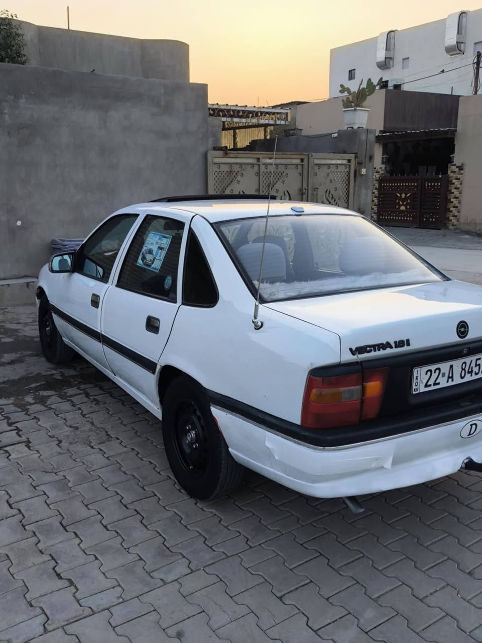 سلام عليكم ورحمة الله وبركاته
اوبل فكترا للبيع حجم ١٨ دوش سلايت موديل ٨٢ 
هزة وسنويه لحد ٢٠٣١ 
بطاقه بانزين بيه اسبوع ويجي
تخم تايرات جديد صدر جديد
بيه فقط دوسات معمره وهلال
سعره ٤٨ وبيه مجال مكاني عمل شعبي 
***********
