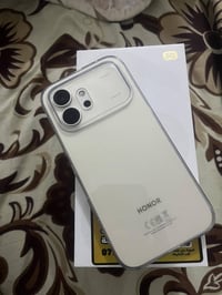 هونر ٦٠٠ • رام ١٢ • مقفل