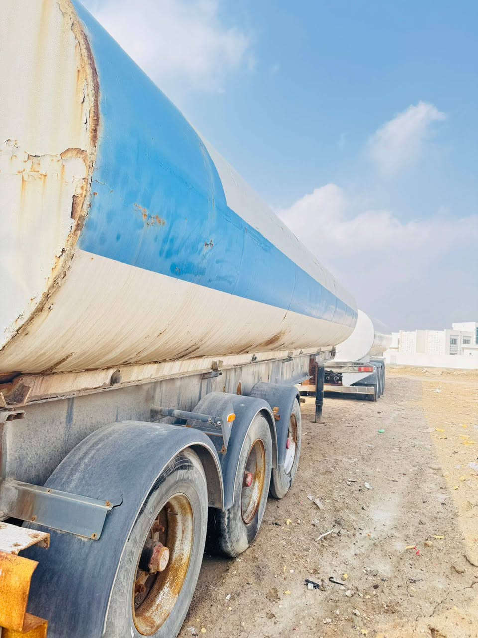 تانكي للبيع تايرات نظاف تك تاير حرفش ٣دنكير  السعر ٤٥وبي مجال مكاني بصرة قرب ساحة  الشراي يتصل على الرقم ***********
***********
