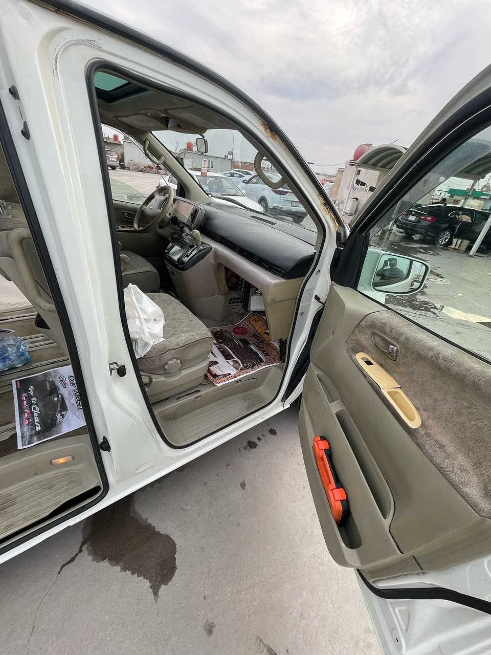نيسان الكراند 2005
محرك وكير vvt
7راكبًً

السعر
60
بيه مجال 

***********
