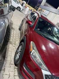 توسان ٢٠١٩ امريكي ماشيه ١٢٥ الف ميل  في الخارج ضربه بابين وفي العراق ج...