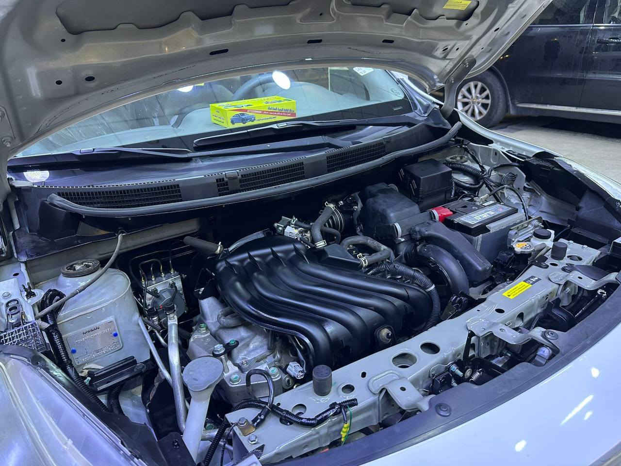 السلام عليكم نيسان سني 2023 الهندي ام بليته زركه 

اول شي رمضان كريم عليكم ينعاد عليكم بالصحه والعافيه 

كفاله مكينه وكير لا تسولف بيهن اصلا 

حداده وتبريد وتخم تايرات كله كفاله 

بيها طخه مثل ما وضحه بالصور فقط وباقي كفاله 

السعر 107 وببها مجال 

مكاني البصره 

الرقم ***********  اتصال واتساب البصرة, العراق
