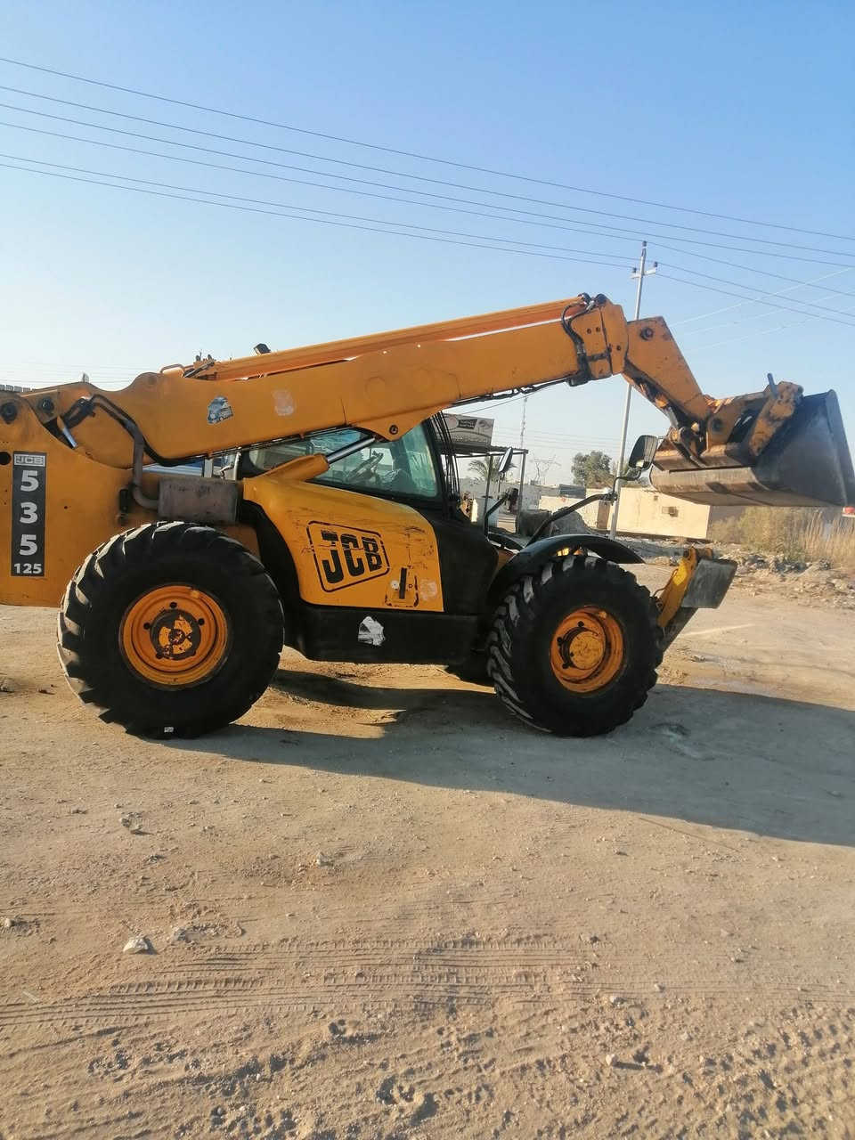 رافعه شوكيه 2005 رقم اربيل ***********
