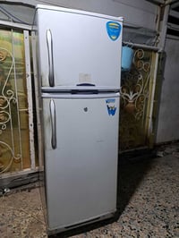 ثلاجه للبيع كونكور السعر 175وبيها مجال للاتصال 07902254103