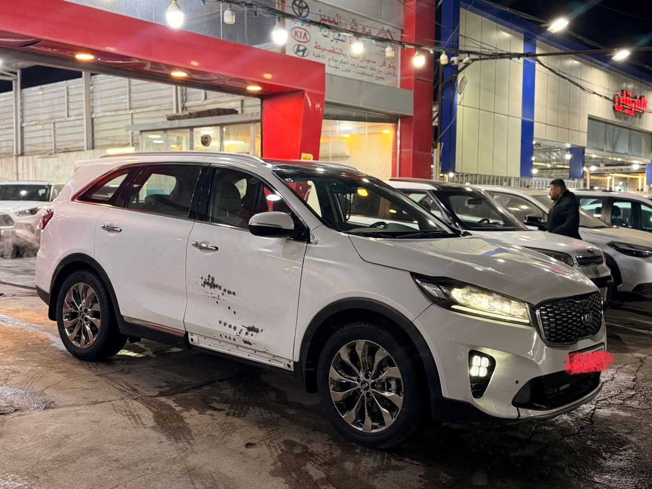 كيا سورنتو 2020
وارد خليجي فول 1/1
السيارة بيها حادث مسمكره كامله 
بيها تصليح تكم + تعمير لغد جهة السايق
تحتاج صبغ وبعض الترتيبات
محرك 6 سلندر
ماشية 45 حقيقي
بانوراما
بصمة دخول + ابواب
شاشة كبيرة + كامرات محيطية 360 درجه
مري شفط
جنطة كهرباء
4 كامرات
هندبريك كهربائي
7 راكب + 3 قطع تبريد
ويل حجم 19 كروم
كراسي كهرباء
حساسات امامي +خلفي
رقم بغداد الجديد بسمي
السعر 158
مكان السيارة بغداد / الكريعات / شارع المعارض معرض المميز
للاتصال ***********
