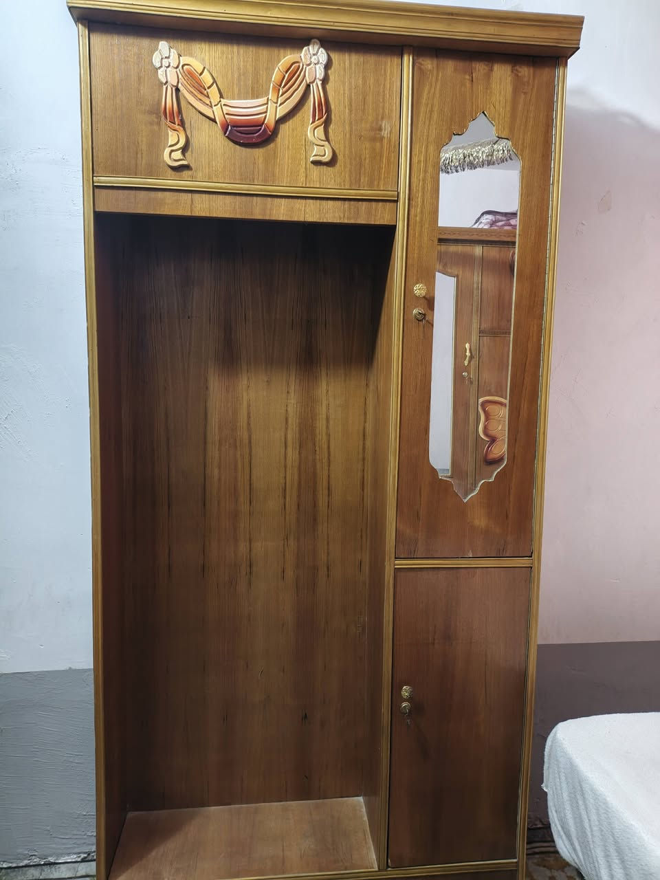 الغرفه للبيع الله شاهد تخبل جديده سخطه مابيها تجي تاخذها وتدعيلي السعر550والفتح عليك


**إذا كنت صاحب هذا الإعلان وتريد حذفه لأي سبب، رجاءا أرسل رسالة إلى الدعم الفني**