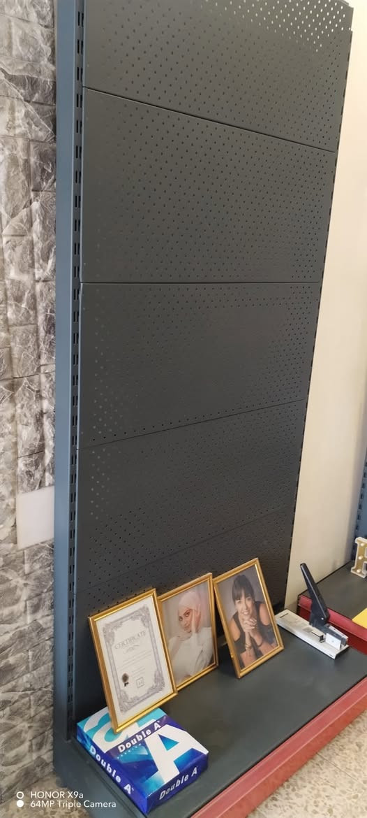 30 رف 

3 ستاند لون اسود 

نظيف جدا


**إذا كنت صاحب هذا الإعلان وتريد حذفه لأي سبب، رجاءا أرسل رسالة إلى الدعم الفني**