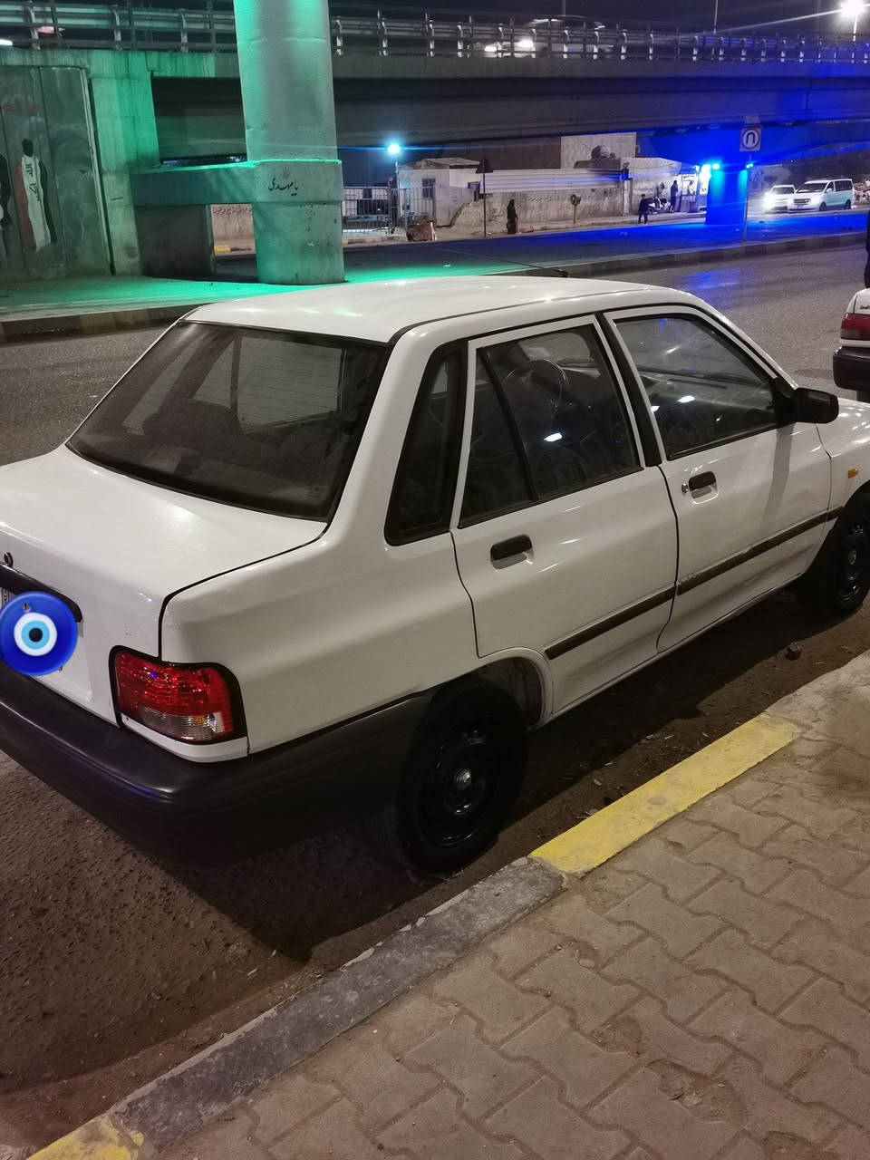 سلام عليكم
السياره جاهزه من كلشي گير مكينه حداديه جاهزات جدد ضررها (بنيد وجاملغ)رقم انكليزي تخم تاير باتري جديد جاهزه السعر ٣٧وبيهه مجال حك الجيه المكان النجف ***********
