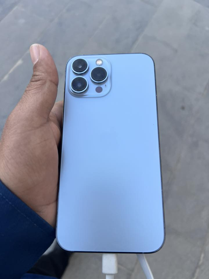 السلام عليكم أيفون 13برو ماكس مبدل شاشه فقط السعر400قفل متوازي حيل الرقم ***********
