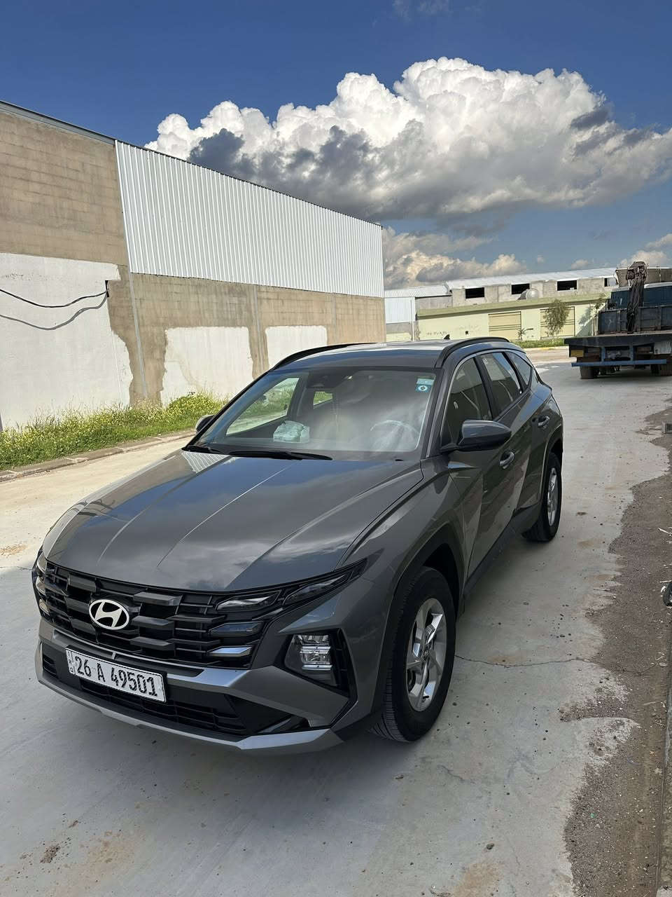 للبيع 
هونداي توكسان2024

السيارة فول فول عدا الفتحه
ألون سمنتي مميز

1.رادارات أمامية+خلفية

2.حساسات أمامية+خلفية

3. رادارات محيطيه 360

4.اشاير بل مري +مري كهرباء 

5.عدسات زينون ليد 

6.جنطة كهرباء 

7.تشغيل عن بعد

9.كشنات مخمل اسود

12.هيتر ستيرن

13.خزن ميموري

14.كشن السائق +الصدر تحكم كهرباء بل كامل 

15.سماعات الشركة العالمية BOOS

16.مانع انزلاق 

18.تحديد مسار 

19. قيادة ذاتية

20.مثبت سرعة

21.شفتات ستيرن

22.اربع مودات قيادة 

 

24.السيارة بصمة

25.سايد بريك بصمة

26.أوتو هولد

28.نضام LOCK 

29.نضام نزول المنحدرات

30.شاشة حجم چبير

31.شحن لاسلكي 

32. منظومة تحكم التبريد بل كامل لمس

وبعد اكو هواي مواصفات ما مذكورة السيارة 

الضرر . صبغ بنيد فقط بدون دواخل شرط صبغ قطعه وحده 
فقط
السعر 188سعر جوه السوك 
وبل عافيه عل ياخذه

للاستفسار ***********
