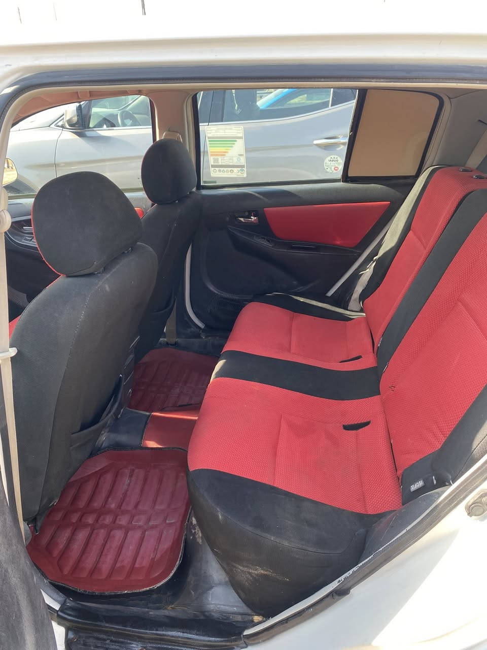 ام كي كروز 2012 
مكفوله كير ومكينة . ملكطة خياسات فقط 
سياره باسمي هزة جديدة سنوية ل 28 
مابيها نقص  السياره 
حدادية جديدة 
40 $ وبيها مجال . الحلة 
***********
