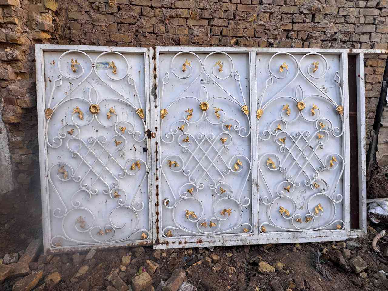 #للبيع  باپ  اسلايت 3مترات ونص مع الجرجوبه والارتفاع   مترين و10 الظهر  بليت  حديد ثقيل ونظيف جدا   @ # مكاني  بغداد الغزاليه  ويوجد توصيل    ***********
***********
 #العراق #بغداد #متابعين
