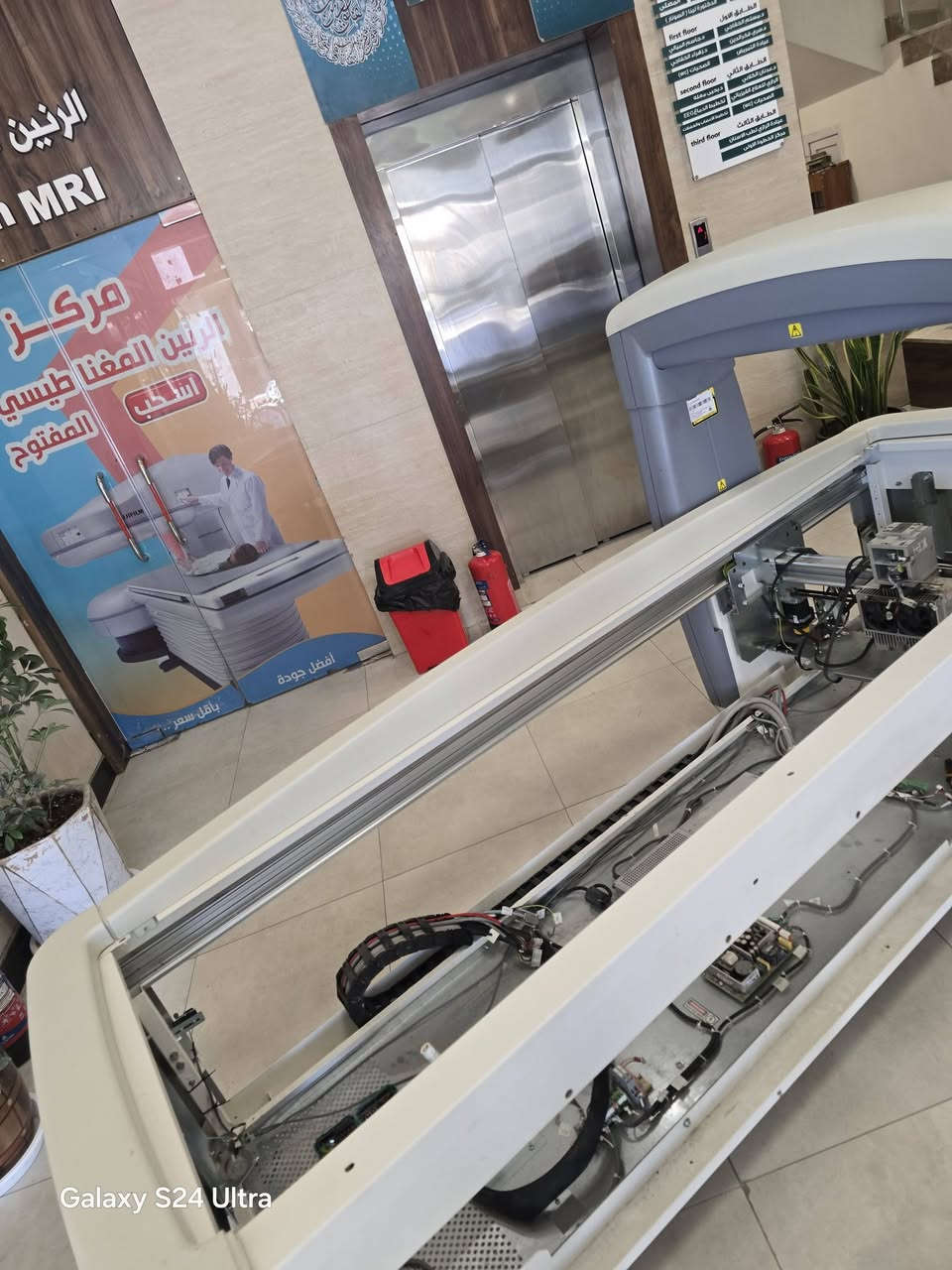 ✨ تم بحمد الله إنجاز جديد ✨
تم تنصيب جهاز فحص هشاشة العظام (DEXA) في
📍 مجمع الرازي الطبي
🔹 من شركة GE Healthcare العالمية
🔹 مع تنصيب أحدث إصدار من السوفت وير
🔹 دقة عالية في القياس ونتائج موثوقة للأطباء
🔹 سرعة بالأداء وسهولة بالاستخدام
💡 تم العمل بإشراف فريق متخصص وبخبرة عالية لضمان أفضل أداء للجهاز من أول يوم تشغيل
📞 متوفر لدينا:
✔️ تنصيب أجهزة طبية حديثة
✔️ تحديث سوفت وير لجميع أجهزة السونار والإيكو
✔️ صيانة شاملة (Software & Hardware)
✔️ توفير قطع غيار أصلية
📲 للحجز والاستفسار:
***********
