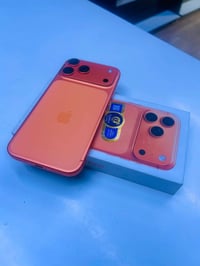 ايفون ١٧ برو ماكس • ٢٥٦ • بطارية ١٠٠