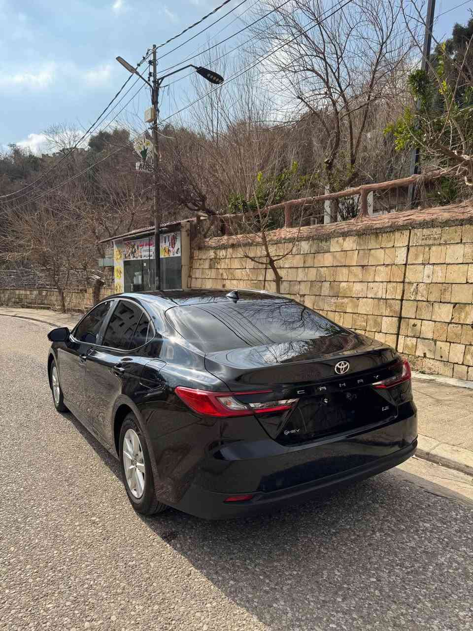 تويوتا كامري موديل 2025 مواصفات le ماشية ٥ الف مايل سبغ بولند جملاغ بدون دواخل ايرباك بدون تعديل بار بقسة حتا دعاميات بدون سبغ سيارة موجود عقرة معرس دبي 
سعر 218 مجال 
رقم تلفون *********** اكر, نينوى
