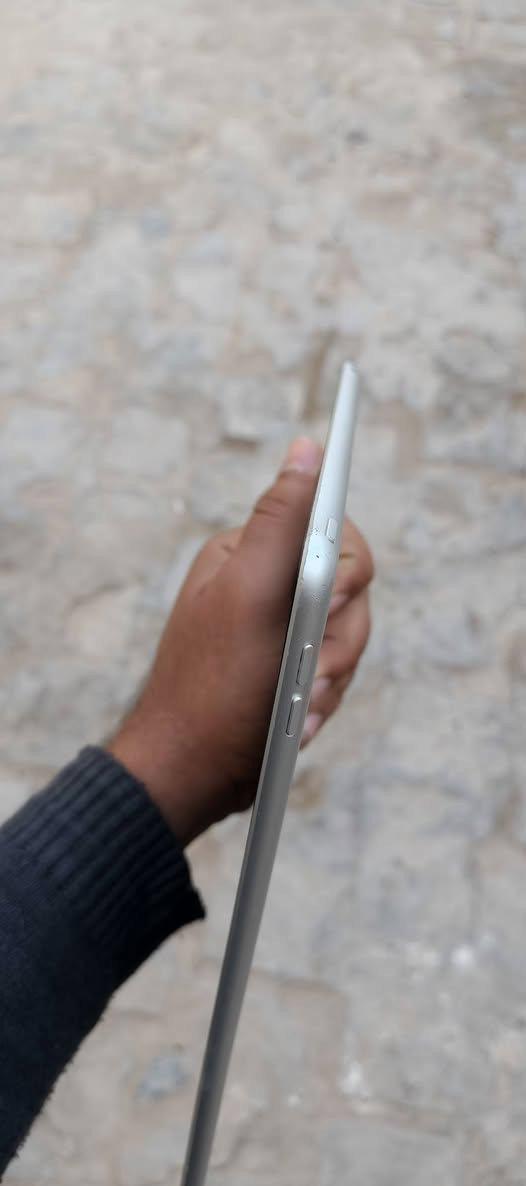 سلام عليكم ايباد 9 ذاكره 64 نضيف مبدل كلاس اصلي ومكفول سعر 190 وبي مجال مع شاحنه الاصليه فقط مكاني حي العسكري


**إذا كنت صاحب هذا الإعلان وتريد حذفه لأي سبب، رجاءا أرسل رسالة إلى الدعم الفني**