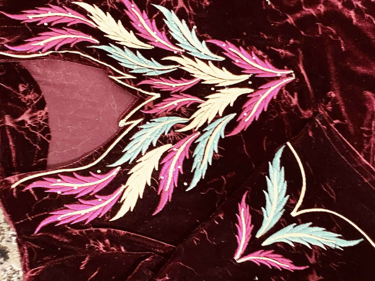 الجديد الجديد يم طرازه  طرازه الشمس🌞 كلشي جديد                            
العنوان/جلولاء - المهافيف - قرب جامع الوهاب.                                   للتواصل واتساب/ *********** أو مراسله البيج
