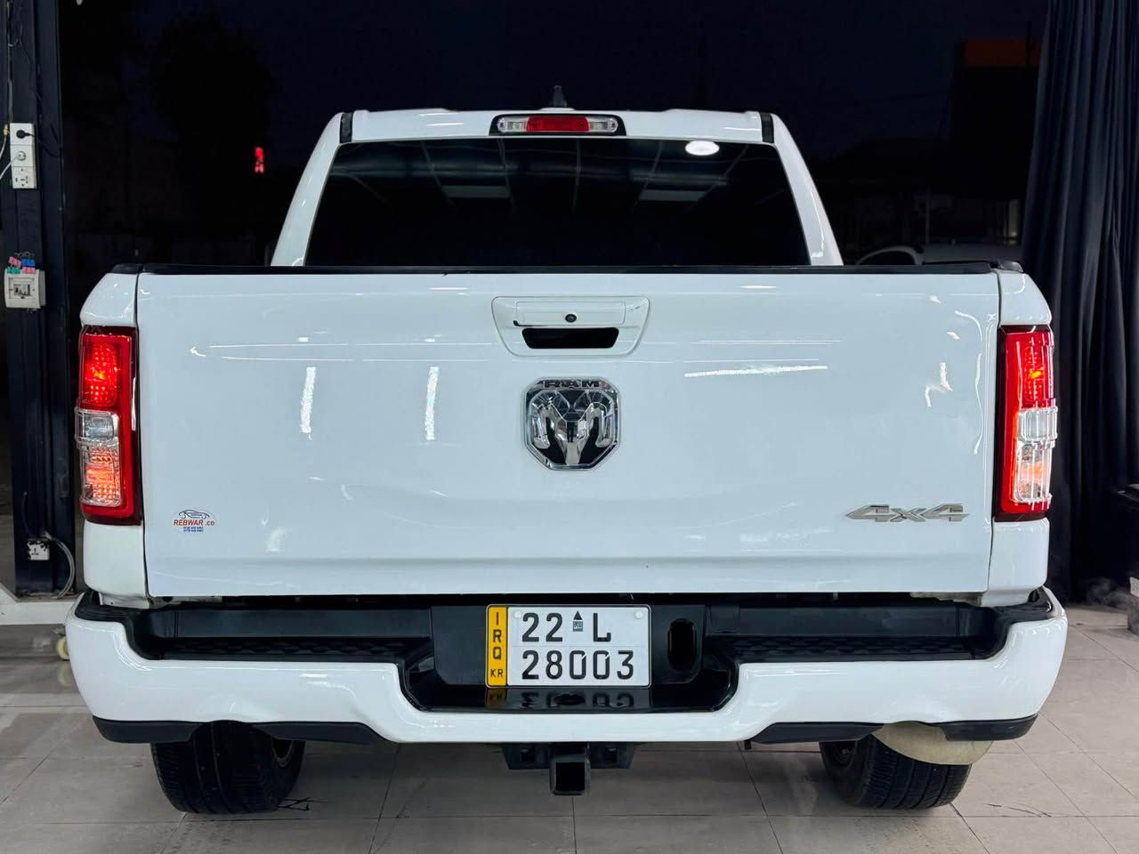 دۆج رام ٢٠٢٣ 
دەبل ئاکسل   بۆدی بچوی دەرکە گەورە 

بێ ئێرباگ و ژورێیە 

***********
نوع سيارة : دوج رام
سيارة مرقم اربيل جاهز تحويل وكالة شرط   
موديل : ٢٠٢٣ 
ماشية : ٣٧ الف 
حجم محرك : ٦ سلندر  etorque يصرف بنزين قليل
قوة حسان : 305 HP 
مواصفات : TRADESMAN فور ويل 4X4 -شاشة وسط -كاميرا -بصمة 
حجم بودي : بودي صغير باب طويل مرغوب✅
سيارة فقط واحد قطعة صبغ بس جاملغ خلفي 
صندوق مبدل نفس لون وكالة بدون صبغ ربع بونيد صبغ
سيارة بدون دواخل بدون ارباك ✅
كير محرك صدر شرط
1C6RRFGG1PN600677
سعر : 280 ورقة أربيل, العراق
