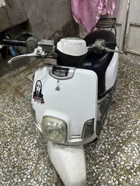 بوليس مامفتوحة المكينة مابيها نقص ابد كلهن شغلات طبيت بطينه وكعد البات...