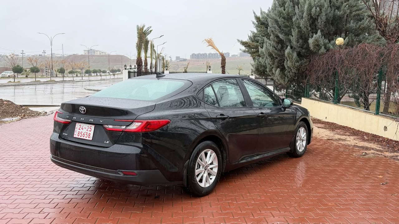 بو فروتن
تويوتا كامري موديل 2025 
هايبريد+بنزين
صبغ جملغ+دةركة
 مواصفات LE
 شاشة كاميرة تحكم ستيرن
 رادار بيش و باش
 لايت زينو
 موبايل شحن
 ريفه جوون
 2000 مايل
سعر 225ورقة و مجال
  *********** Singapore
