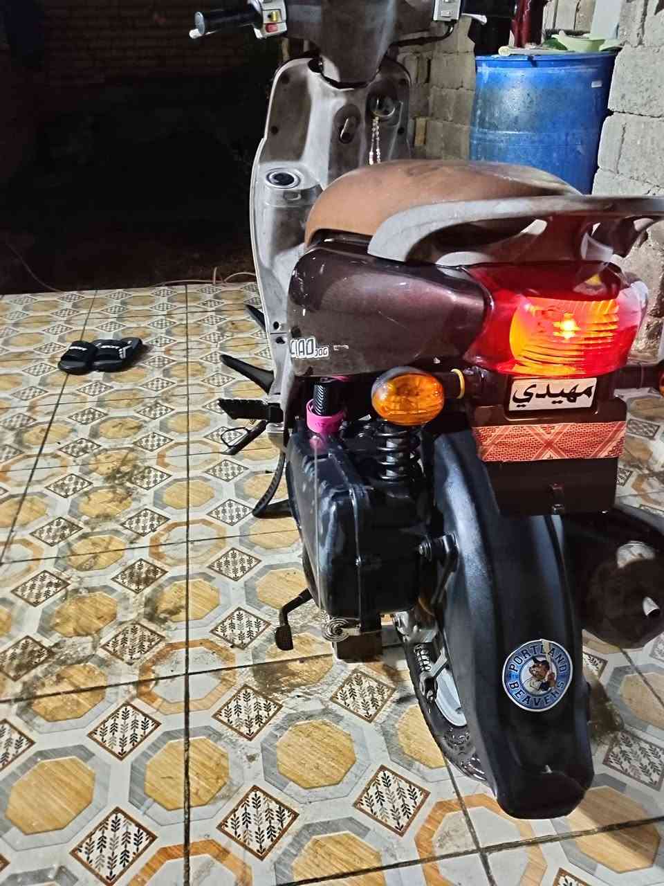 دراجه فله للبيع مال حاويه صار اله 10 طالعه من الحويه وصل المعرض موجود بكينه ناعمه كلش للاستفسار ***********او خاص المكان مسيب
