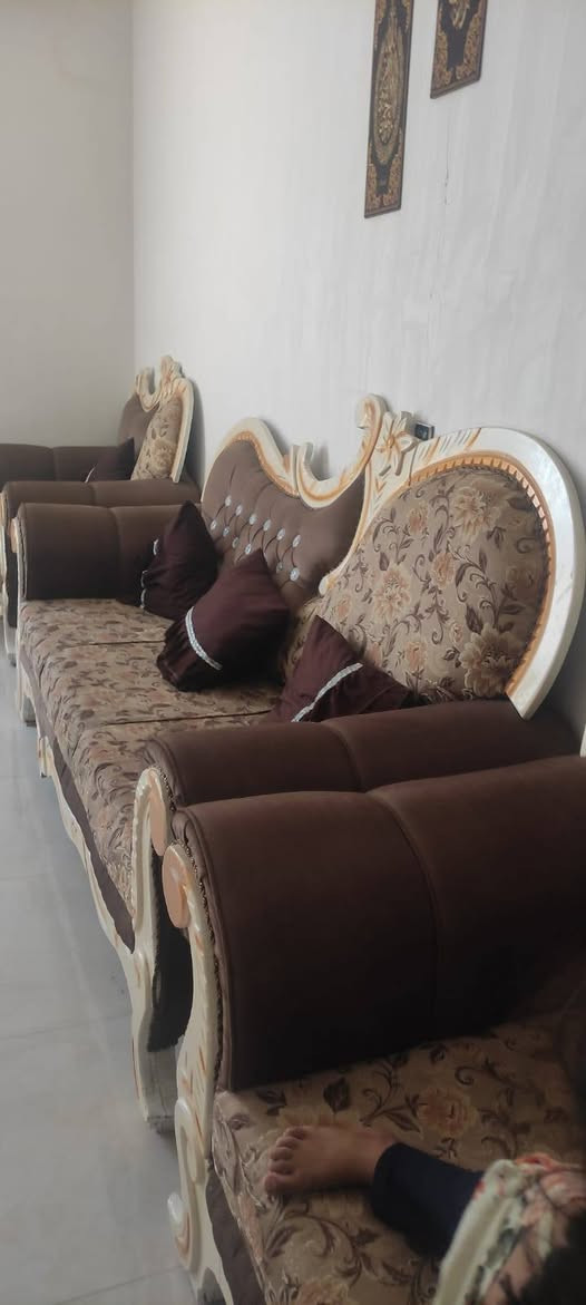 سلام عليكم ميز طعام يتكبر ويصغر نضيف خدش مابي ب200و تخم نضيف كلش  ب700طبلات نضيفات  ب60


**إذا كنت صاحب هذا الإعلان وتريد حذفه لأي سبب، رجاءا أرسل رسالة إلى الدعم الفني**