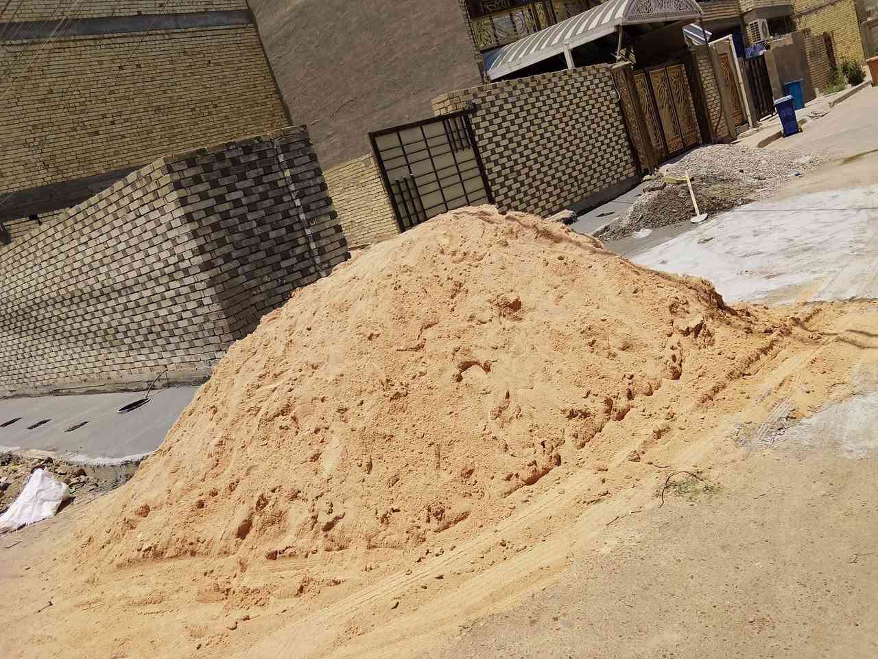 السلام عليكم
تك رمل مال كربلاء اليوم صبيت وزاد منه بسعر مناسب
عربانتين حصو مال النباعي 
العنوان الزعفرانيه ***********
