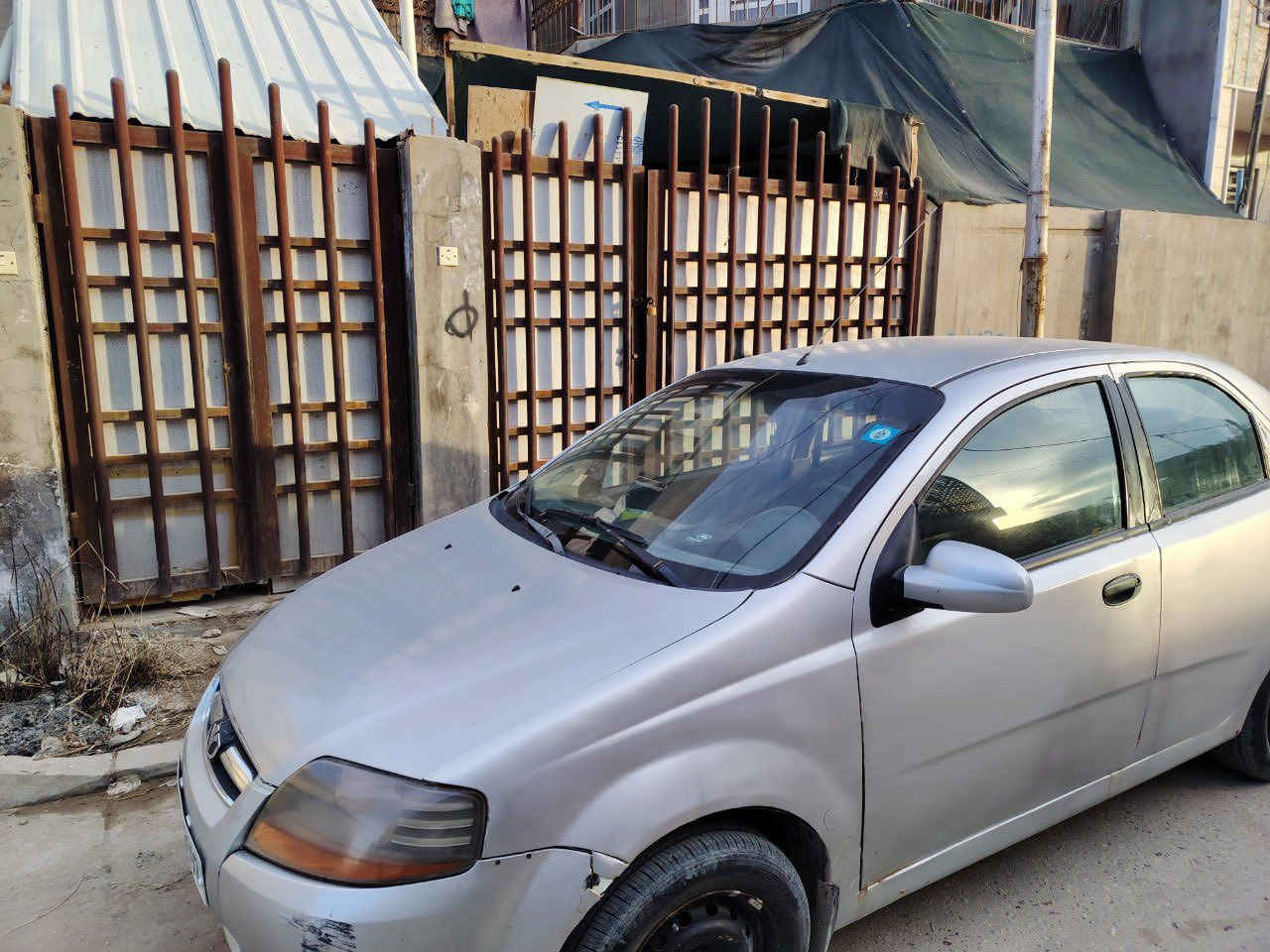 افيو ٢٠٠٦رقم انكليزي بابل سنويه جديده سياره جاهزه كير محرك حداديه تخم تاير تبريد نقص غاز السعر ٤٣وبيها مجال لاتصال ***********
