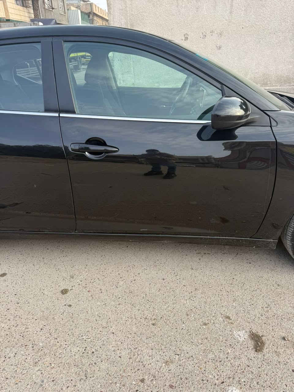 نيسان سنترا ٢٠٢٢
محرك ٢٠٠٠
 ماشية ٣٢ الف  
ضربة السيارة من امريكا مثل ما موضحة بالصور
جهة عكس السايق بيهة رواج اثر كردة بسيارة اخرى لكن بدون بارد ولا صبغ ولا ايشي 
عنوان السيارة بغداد 
*********** 
السعر ١٣٥
