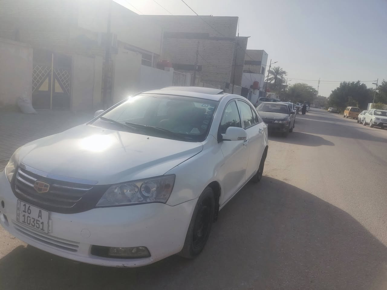 السلام عليكم.جيلي امكراند 2012.c7 .رقم انكليزي بأسمي مصبوغه حزام للجماليه گيرcvtست نمر ومحرك 1800 بلادي مامحور .فتحه ترحيب سنتر لوك .السعر50وبيه مجال .مكان السياره النجف ***********
