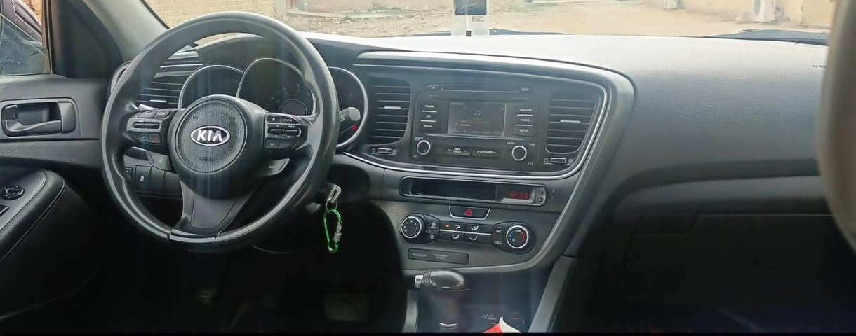 السلام عليكم للبيع اوبتما 2015 وارد امريكي كلين تايتل  مصبوغه حزام اثر شخوط بدون ضربه  محرك 2400 ماشيه 155الف رقمه اربيل باسم عربي تحويل ثاني يوم للبيع او الامراوس السعر 110اوبيه مجال العنوان الديوانيه الاستفسار الاتصال او مراسله الصفحه ***********
