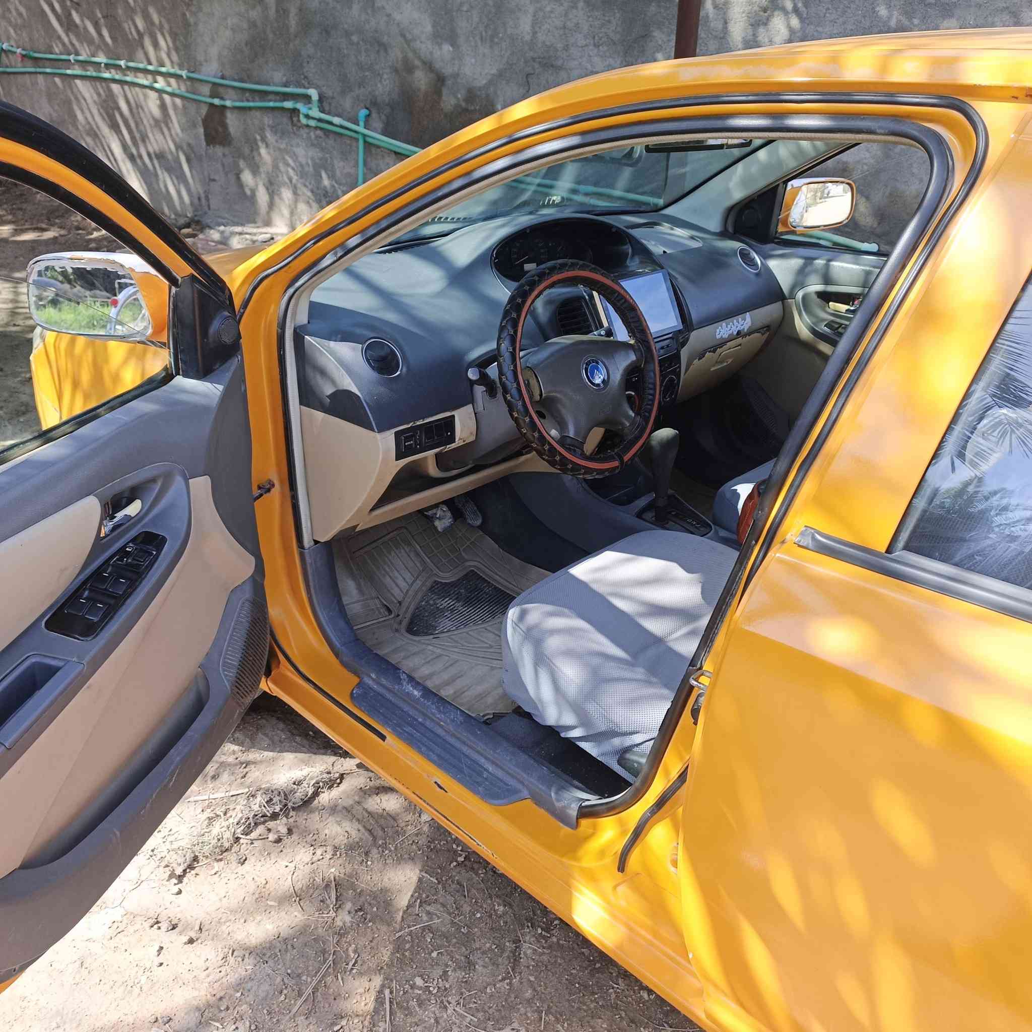 سلام عليكم للبيع جيلي ام كي2011رقم بغداد محور كورلا كير وتو صار شهر من شاديته ظفيره وعقل وبخاخات وباتري سياره جاهزه من كلشي مابيه قطرت خياس عدا لي بلگاملق الخلفي لي موضح بل صوره العنوان السماوه رميثه سعر32وبيه مجال بسيط مراوس ترهم ***********2واتساب
