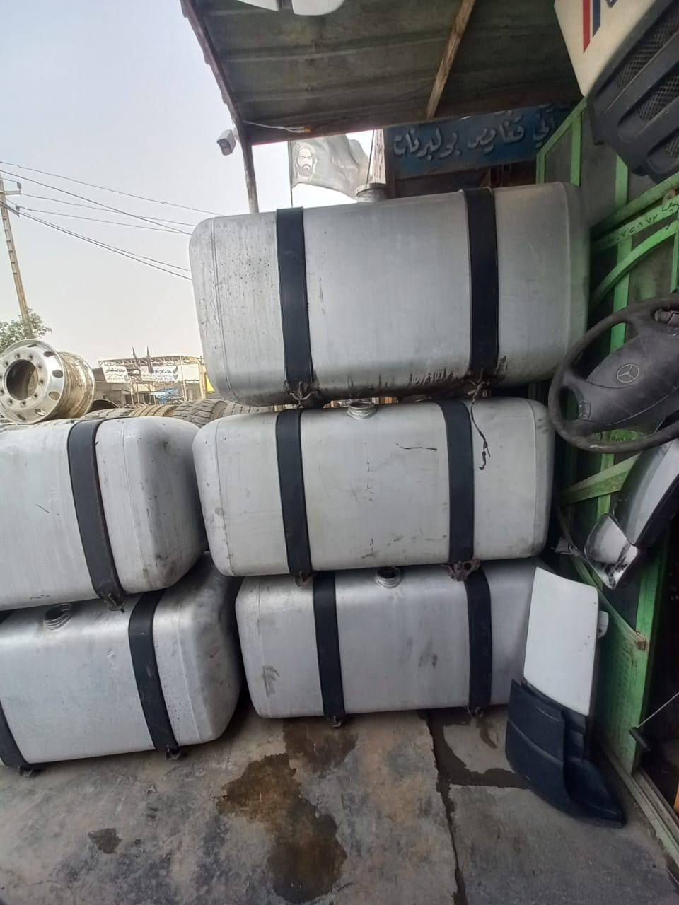 وصل جديد اصلي الاماني
جميع الاحجام والقياسات متوفره 
العنوان  جرف النداف شارع الكرينات 
***********
***********
