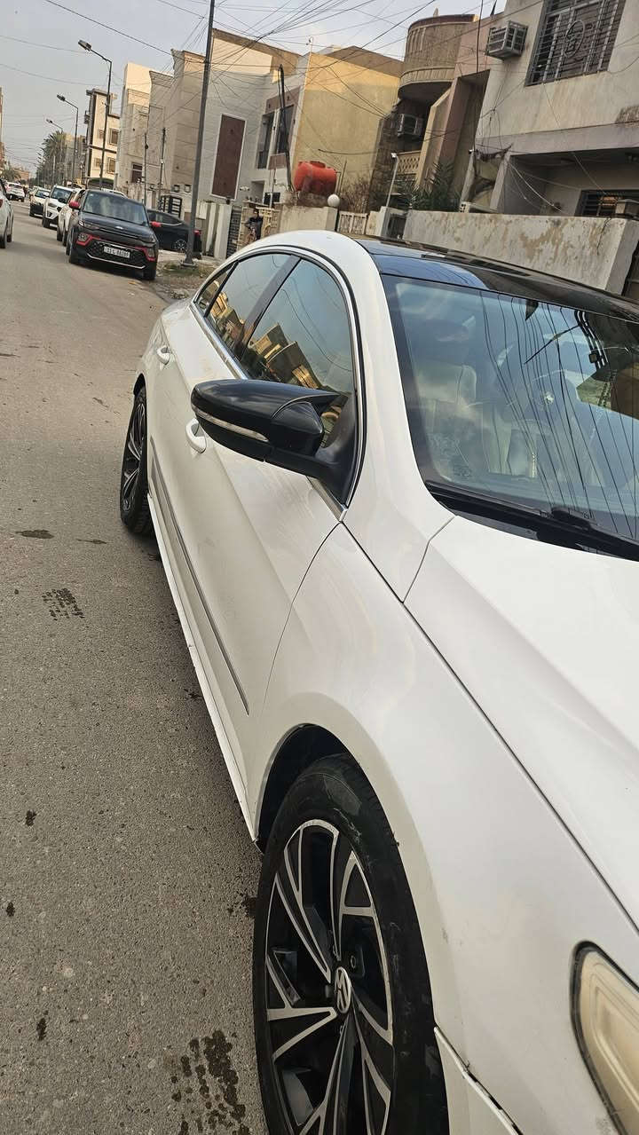 Passat cc 2012 للبيع
خليجية بدون حادث بيهة صبغ قطعتين اثر شخوط جاملغ امامي + جاملغ خلفي سونار موجود تفحص وين متريد وصار بيهة طخه بجامغ الخلفي بلصور واضح
مواصفاتها:
محرك 2.0 توربو جديد السيارة عليها ادامة كاملة كهربائيات ونوزلات وبلكات ومجاول وفيت بمب كامل كله جديد
بانوراما
فول تحكمات ستيرن + مثبت سرعة
شفتات بالستيرن
شاشة اعطال 
تبريد قطعتين وتبريد مناخي منفصل 
اوتو بارك (اصطفاف ذاتي) متوقف لان الشاشة اندرويد شاشتهة الاصلية موجودة وشغالة 
اوتو هولد
هاند بريك بصمة
بردة خلفية كهرباء بلادية
مري كهربائية شفط + هيتر
كرسي السائق كهربائي +تدفئه كشنات
٦ حساسات امامية
٦ حساسات خلفية
عدسة دوارة مع الستيرن عند الانعطاف يمين او يسار 
انارة داخلية محيطيه
السيارة بيهة نقوصات بسيطه
مكان السيارة بغداد 
السعر 90$ بيهة مجال 
التواصل  ***********
