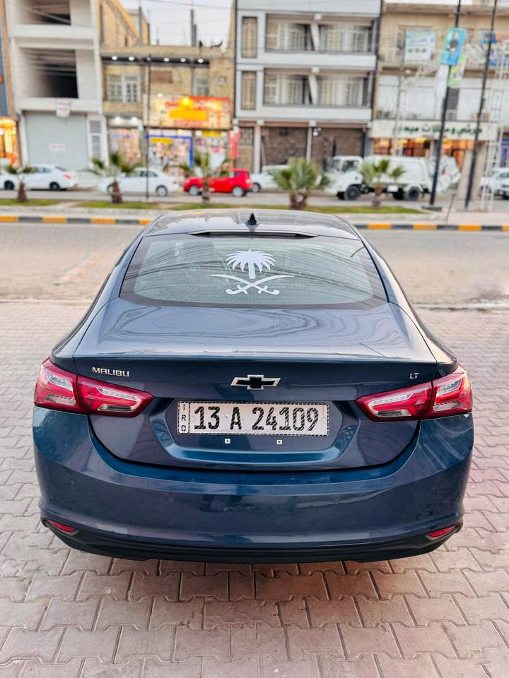 ماليبو 2024 فئه برايمر
محرك 1500 تيربو 
الرقم معوقين ميسان 
وكاله عامه ثاني يوم 

السيارة ماشيه 29000 ميل فقط 
مواصفات فوول عدا الفتحه 
ناقل حركه أوتماتيكي 9 سرعات ✅
اللون سمائي مميز  ✅
تشغيل عن بعد ✅
رادار امامي ✅
بصمه ابواب ✅
هاند بريك كهربائي ✅
أوتو ستوب ✅
تحكم ستيرن جهتين ✅
شاشه كبيره تدعم كار بلي / اندرويد ✅
تبريد قطعتين ✅
لايت زنون عالي ناصي ✅
كشنات كهرباء ✅
كشنات خـزن ✅
كشنات تدفئه تبريد ✅
تدفئه تبريد للستيرن ✅
العينه داتا شو ✅
الصندوق بصمه ✅
تحديد سرعه ✅
تحديد مسار ✅
ثلاث انظمه قياده ✅
كروز مثبت سرعه ✅
قياده ذاتيه ✅
مانع انزلاق ✅
مرئاه وسطيه تعتيم ذاتي ✅
سماعات نظام BOSE ✅
حساس اطارات ✅
4 دسكات بريك ABS ✅
ويل كب حجم 19 ✅

الضرر فقط الجاملغ الخلفي مثل ما موضح بالصور 
والعرضانيه ولشباك مبدل فقط
 الدعاميه نفسه ما مبدله 

للاستفسار *********** ☎️
