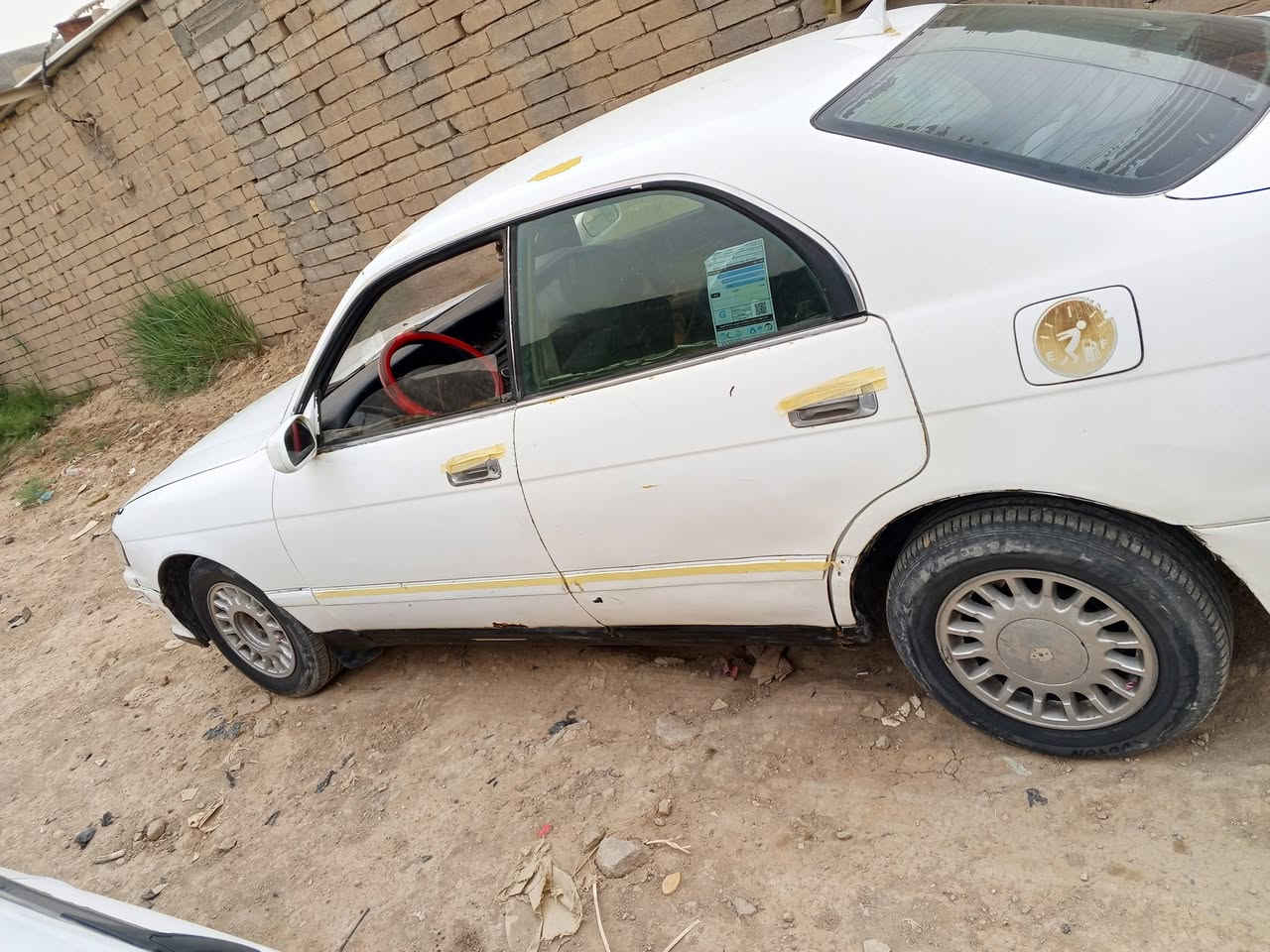 سلام عليكم سياره بطه للبيع مكفوله من النقل الجثه والكص مكان البصره القرنه  السعر 43
***********
