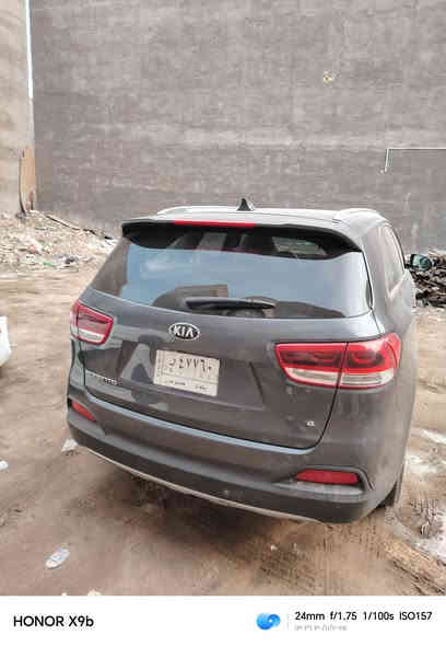 كيا سورنتو ٢٠١٦ خليجي فول موصفات استيراد خاص  سونار مرفق
المحرك 3500 6 سلندر نو 
كير 8 سرعات.بنوراما فور ويل  
مفتاح التشغيل بصمه          
فتح الصندوق كهرباء 
جامات 4 اوتو صعود نزول
‏AIRBAG عدد 2
قبضات ابواب المنيوم.                           
لايت زينون 4 عدسات + LED 
كشافات زينون                                      
مقود جلد حياكة 
مثبت سرعة
المودات والاوامر الصوتية.                      
فحص نظام السيارة
عدد المقاعد 7 
مقاعد امامية كهرباء                              
مقاعد جلد 
بردات ابواب خلفية 
كامرات عدد4                                    
حساسات امامية 
حساسات خلفية 
3 قطع تبريد 
نقطة نزول منحدرات.                            
نظام مانع تزحلق 
‏ABS                     
اشاير بالمري والمري شفط
مخرج AUX
حساس اطارات
مخرج USB
‏BIuetooth
مخرج منفذ الطاقة عدد 3                     
عدد حاملات اكواب 8
درايف مود 
‏( comfort - eco- sport -smart
‏‎‏‎‏بصمة تشغيل                                                               
تحويل ثاني يوم  
مكان السياره بغداد
السعر ١٨٥ورقه 
***********
