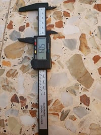 فرنيه رقميه • بلاستيك