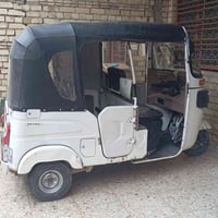 للبيع تكتك موديل 22 مرقمة لون ابيض نظيفة مكاني بغداد الجديدة السعر 8ور...