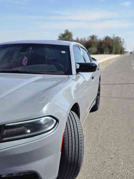 جارجر sxt plus 2021حادث خفيف بنيد فقط 
لون سموك
رقم اربيل باسمي .فتحه سقف. كشنات جلد تحكم كهربائي خزن ميموري. كشنات تدفئه تبريد 
السعر 255  وبيه مجال بسيط
***********
