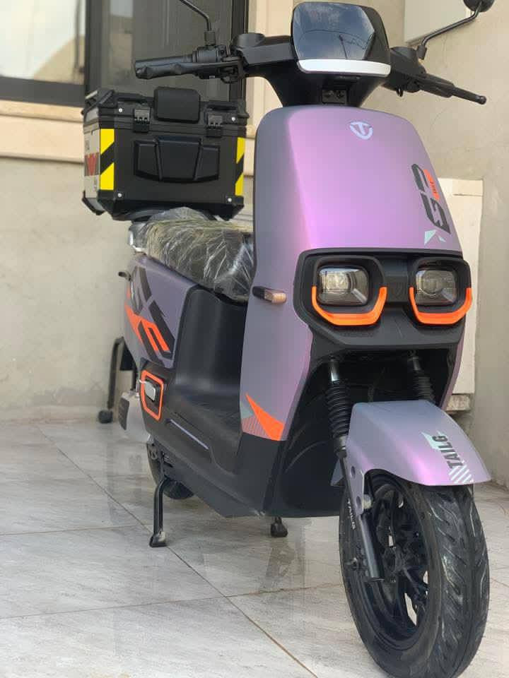 ماطور تايلنج
شرط الفحص اخو الجديد كلشي ما مفتوح حتى بنجر ما بي 
مع زوج سويجات وزوج كرتات وزوج بصمه  للفتح + مريات غراضه كلا كامله
نظام شحن تلقائي 
للاستفتار *********** بي واتساب
