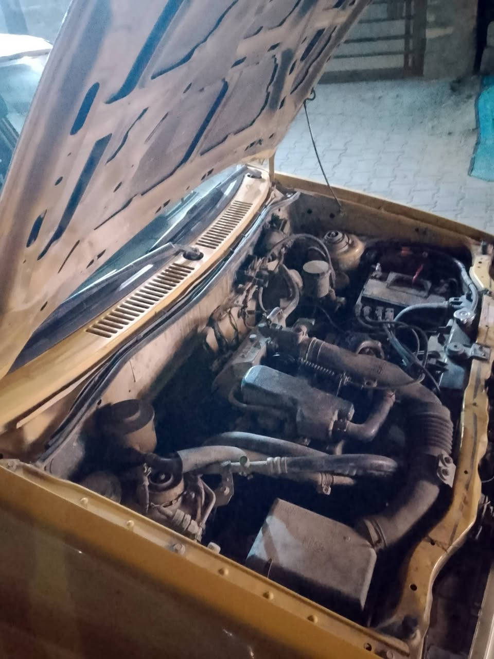 سايبه موديل 12 للبيع مكينه وگير نضيفات بس راعيهه ماندله الرقم احمر السعر ب 10 اوراق وبيهه مجال المكان كربلاء  *********** ***********
