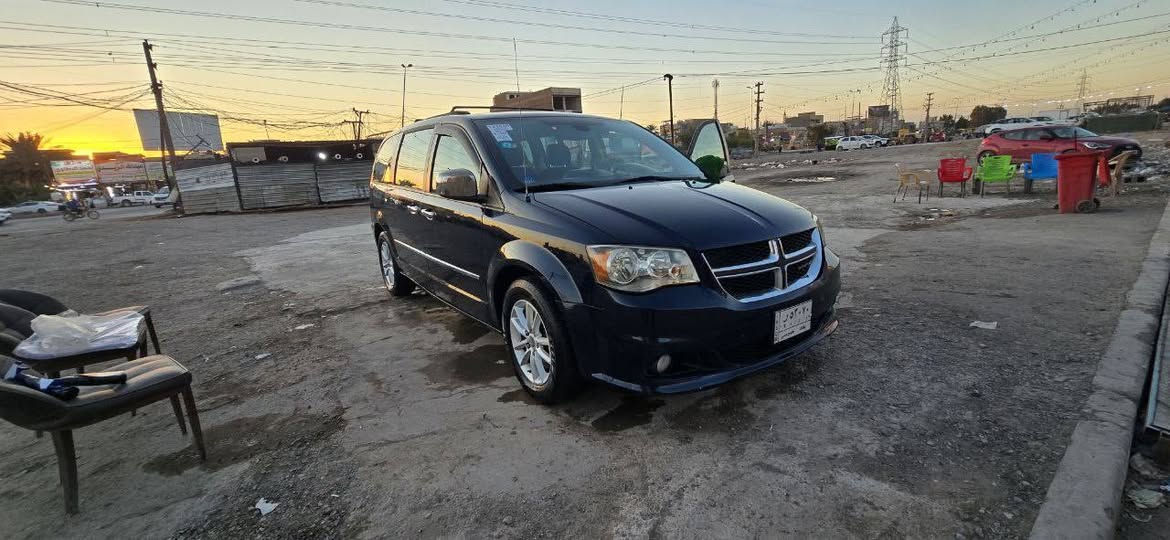 دوج كرفان 2016 كلين للبيع لون حبري نص فول بيبان ميكانيك وجنطه ميكانيك شاشه قلاب كامره تلفزيون خلفي تبريد ثلج تشغيل عن بعد محرك 3600 vvt كير محرك كهربايات مكفوله منضومة تبريد كامله جديده كشن سياحي شاشه قلاب ماشيه 82 قابل للزياده حداديه 90% عوزها بس بوش طبله ما تكلف 50 لايت زنون يسوي اليل نهار السياره فول نضافه ومصروف عليها جواها تخم تاير جديد لغد شواصي مكفولات السياره هنا بالعراق انضرب عندي الباب السلايد وره الصدر ضربه كلش خفيفه دراجه ضربته وبدلته نفس الون وعندي صور الباب قبل لا ابدله والسونار الموجود قبل تبديل الباب السياره جديده وما بيها اي نقص وبالعافيه على الياخذها السياره باسمي مداور ثاني يوم السعر 165 وبيها مجال بسيط للاستفسار ***********
عنواني بغداد الغزاليه
