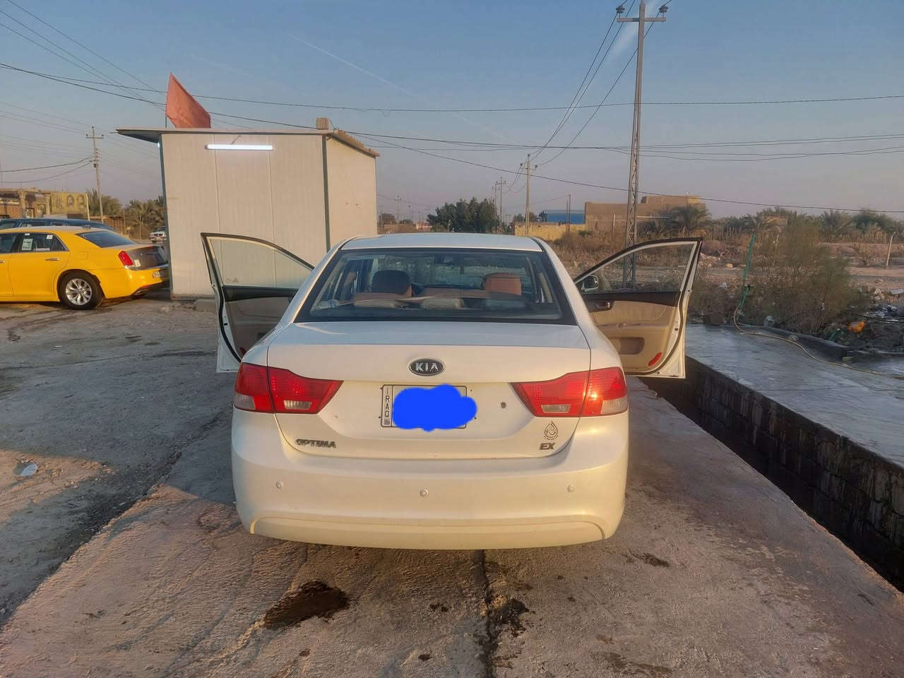 اللهم صل على محمد وآل
اوبتيماء ٩ خليجي محرك ٢٠٠٠
رقم مثنى لل٢٧
تبريد تدفه شغال خير من الله 
حداديه جديده مشط جديد 
بيه ظربه جاملغ وبنيد بدون دواخل 
السعر ١١٠بيه مجال قليل سوك الشيوخ كرمة بني سعيد 
***********
