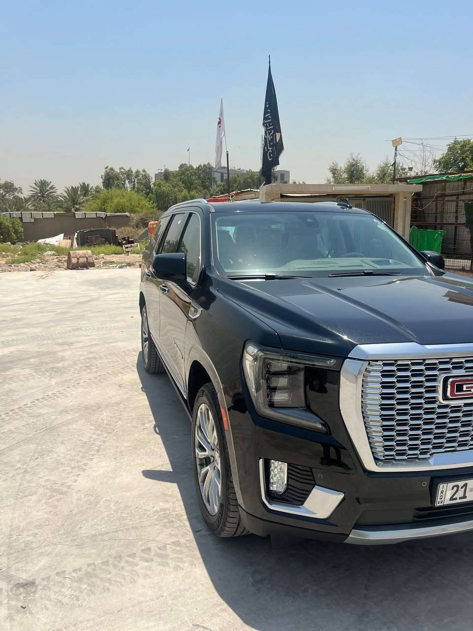﷽ﷺﷺ

السلام عليكم 

للبيع جمسي دنلي  

السعر 480 وبيهه مجال قليل

2021

وارد خليجي مغلفه PPF  
بيهه بي دي ار  مكانين ولا مبين 

ماشيه 81 الف

محرك ٦٢٠٠ ، كير ١٠ نمر كير ومكينه كفاله شرط 

——————————————

فول مواصفات 

١- بانوراما 

٢-كشنات تدفئ + تبريد + خزن + كهرباء

٣-كشن رجاج تحذير

٤-كشنات خلفيه تدفئة تبريد 

٥-جنطه كهرباء 

٦-شاشه اكبر حجم + كامرات ٣٦٠ درجه

٧-شاشات خلفيه بلاد بالكشنات 

٨-ستيرن كهرباء + تحكم …..

٩-جنطه كهرباء 

١٠-شاشه دجتال (العدادات ) 

١١- دوسات كهرباء + فور ويل + اربع انظمه قياده 

١٣-  + شحن واير ليس

اضافا الى المواصفات الاخرى 

الكل تعرف الدنلي شنو فهيه اعلى فئه بالجمسي بالمواصفات

———————————————

السياره جديده جدا داخل وخارج من ناحيه صدر كير مكينه تايرات باتري كله جديد مكاني بغداد  البلديات

السعر480 وبيهه مجال اي ستفسار اتصل وتدلل رقمي 

***********
