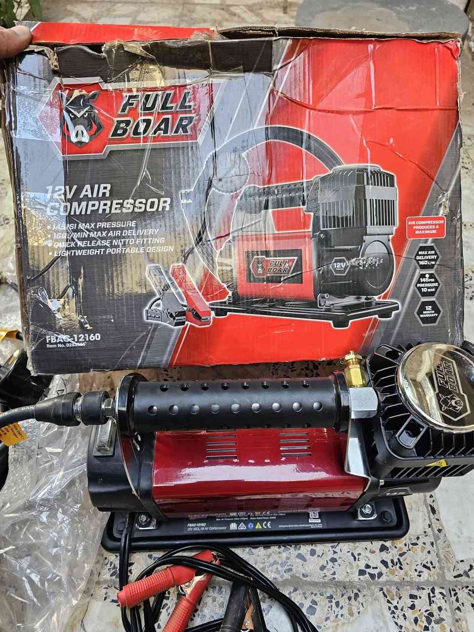 منفاخ اطارات استرالي مستخدم لغرض الفحص فقط + بوكس حافظ برودة وحرارة يشتغل كهرباء وجداحة سيارة 
سعر المنفاخ ١٤٠ الف 
البوكس ٦٥ الف 
مكاني بغداد م الصدر  لا يوجد توصيل


**إذا كنت صاحب هذا الإعلان وتريد حذفه لأي سبب، رجاءا أرسل رسالة إلى الدعم الفني**