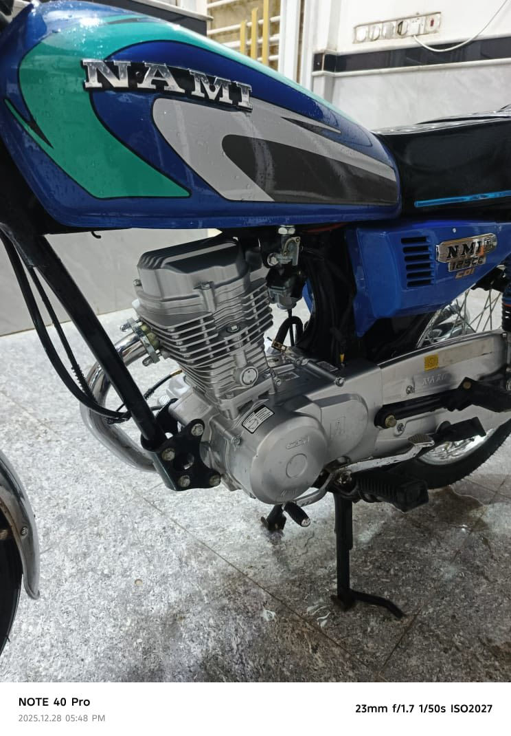 سلام عليكم دراجه أيراني صار سبوع من طلعت من الوكيل البيع أوراق كامله مديل 2024السعر 1200وبيههً مجال الشراي رقمي ***********
